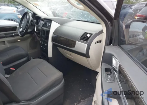 2010 Dodge Grand Caravan Sxt from USA, damaged, VIN 2D4RN5D12AR444953